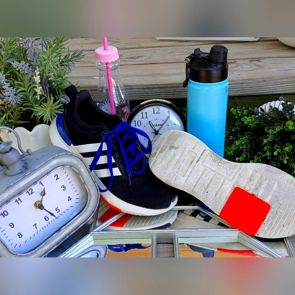 Shoes - Picture 1 of 2